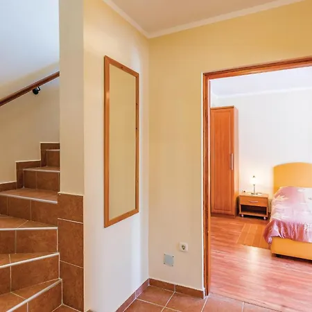 Gorgeous In With Kitchen Casa vacanze Butkovići