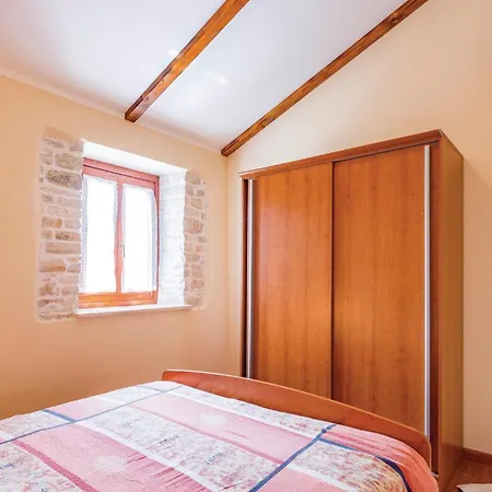 Gorgeous Home In Butkovici With Kitchen Butkovici (Istria)